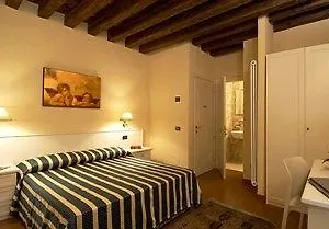 Venice Resorts Guest House Affittacamere